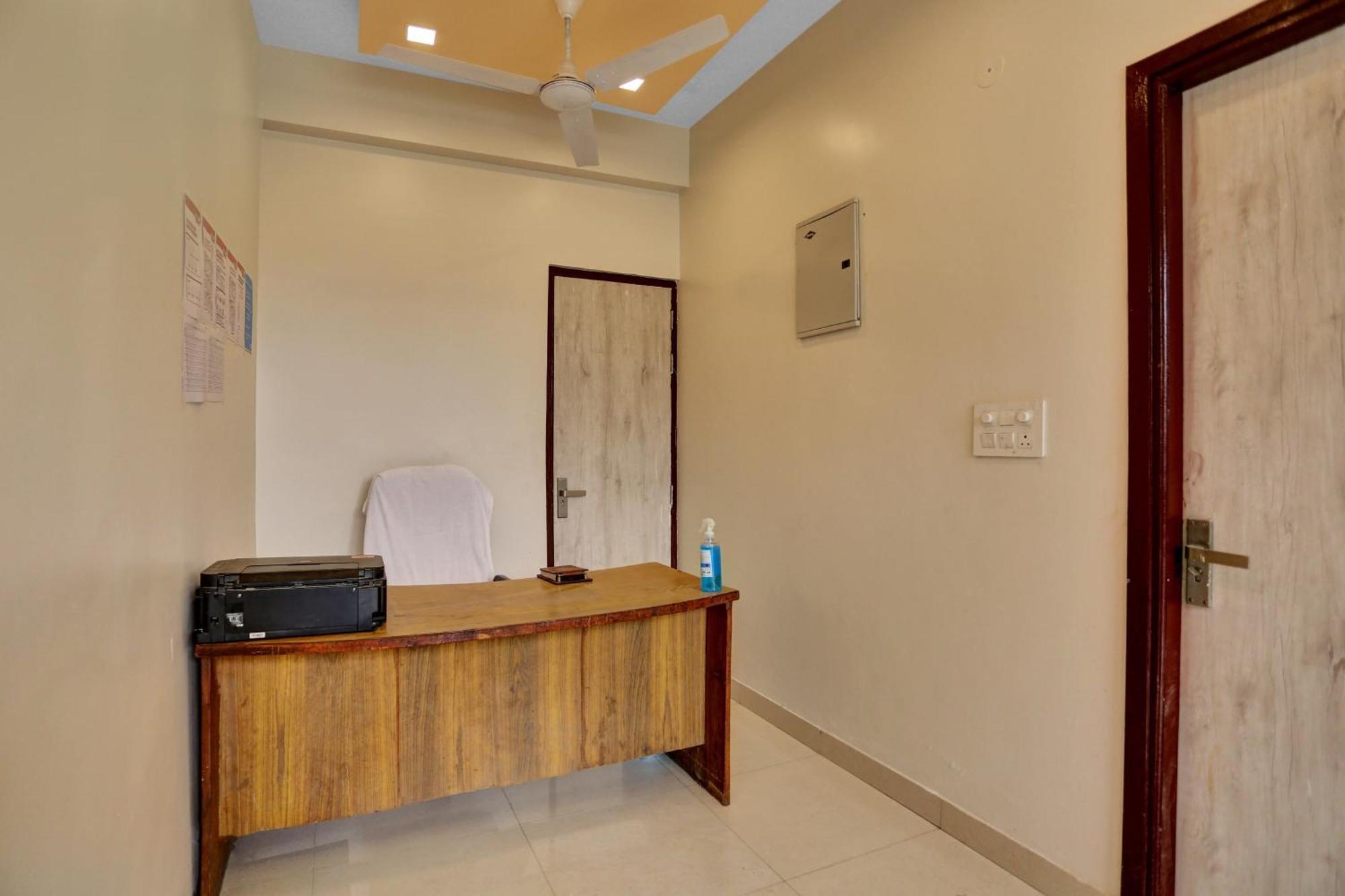 Hotel O Expo View Near Pvr Ansal Plaza 大诺伊达 外观 照片