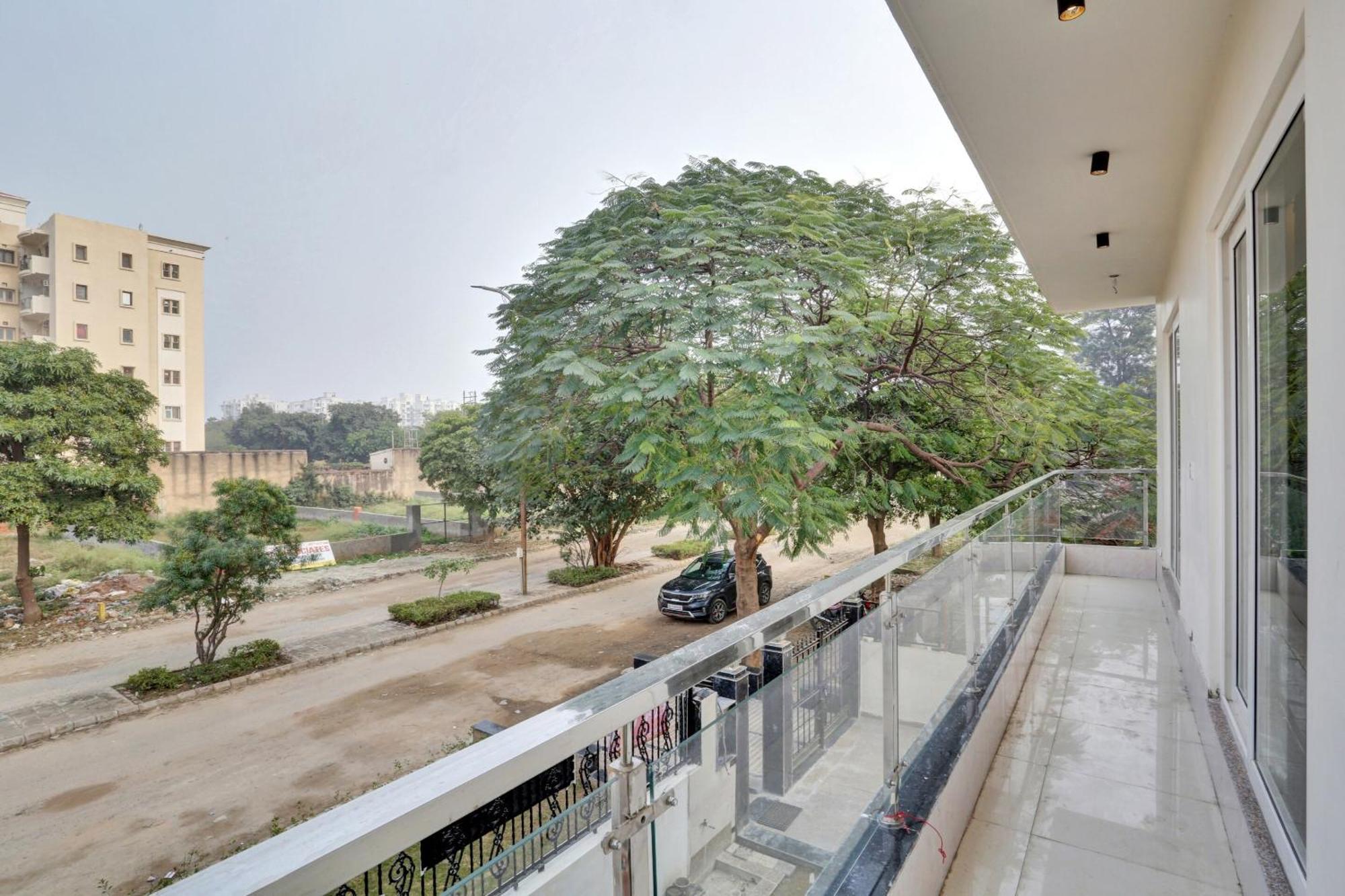 Hotel O Expo View Near Pvr Ansal Plaza 大诺伊达 外观 照片